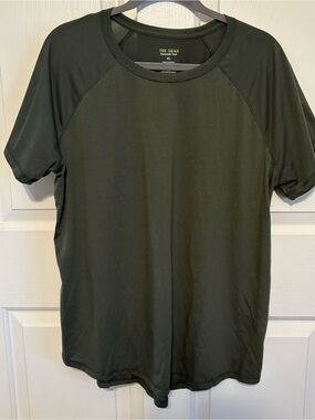NWOT Olive Green Tek Gear Active Tee